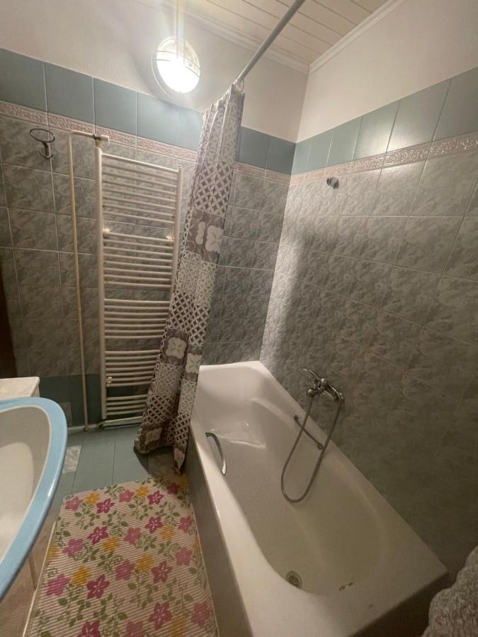 Kometer Apartment โบเว็ก ภายนอก รูปภาพ