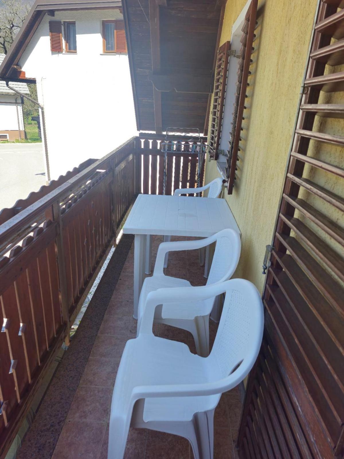 Kometer Apartment โบเว็ก ภายนอก รูปภาพ